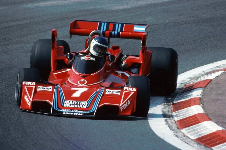 Carlos "Lole" Reutemann arriba de un Brabham en el Gran Premio de España 1976. (Fuente: wikimediacommons)