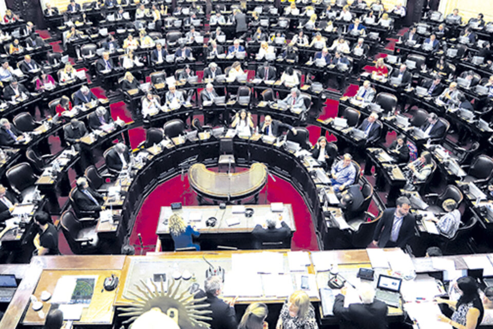 El recinto de Diputados se hizo eco de las críticas de la oposición. (Fuente: NA)