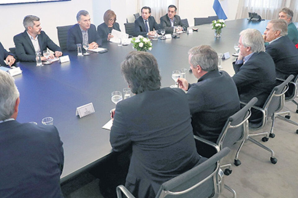 Todos pierden, menos ellos | El Gobierno, sin respu... | Página12