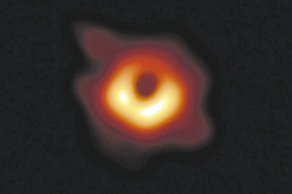 Tomaron la primera foto de un agujero negro (Fuente: EFE)