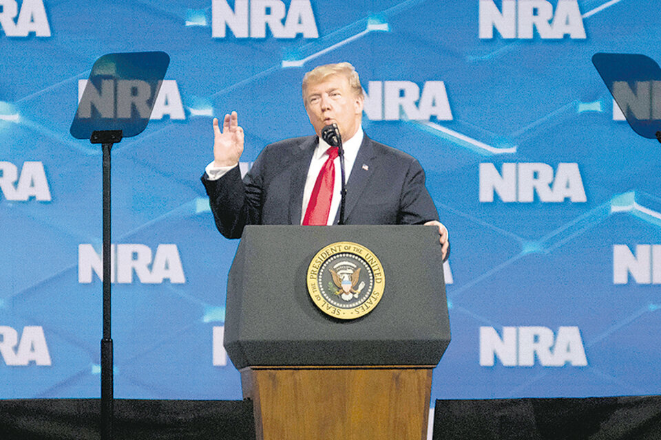 Trump se sintió como en casa en la convención del NRA en Indianápolis. (Fuente: EFE)