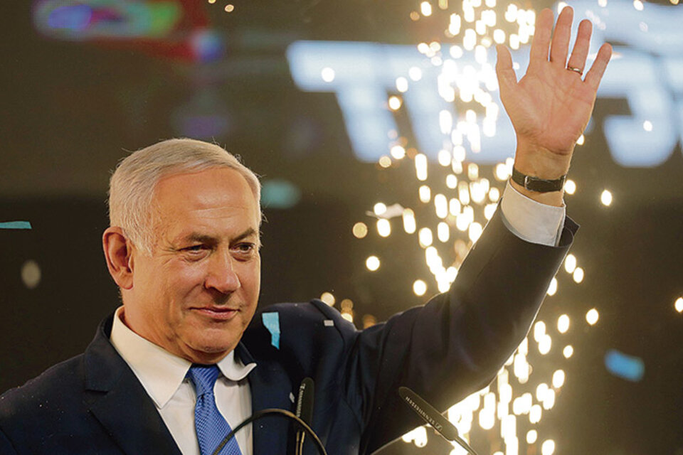 Netanyahu celebra el resultado de la elección en el bunker de Likud, en Tel Aviv. (Fuente: EFE)