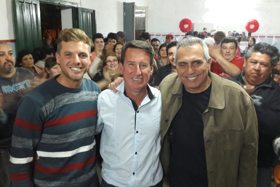 Sartor (el primero de la izquierda) en el festejo del día que ganaron las elecciones en 2017.
