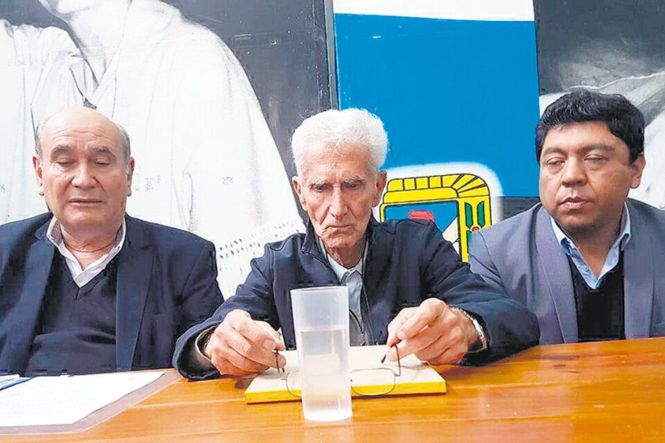 Rubén Rivarola, presidente del PJ jujeño, Julio Ferreyra y Andrés Mendieta, candidato a vice.