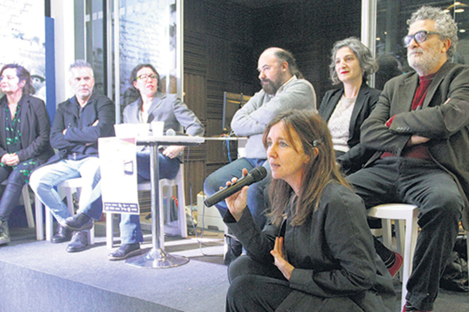 Paula de Luque, Fernando Spiner, Marcelo Figueras, Ana Piterbarg, Sandra Gugliotta y Marcelo Schapces.
