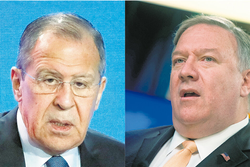 Lavrov y Pompeo intercambiaron advertencias por la crisis en Venezuela.