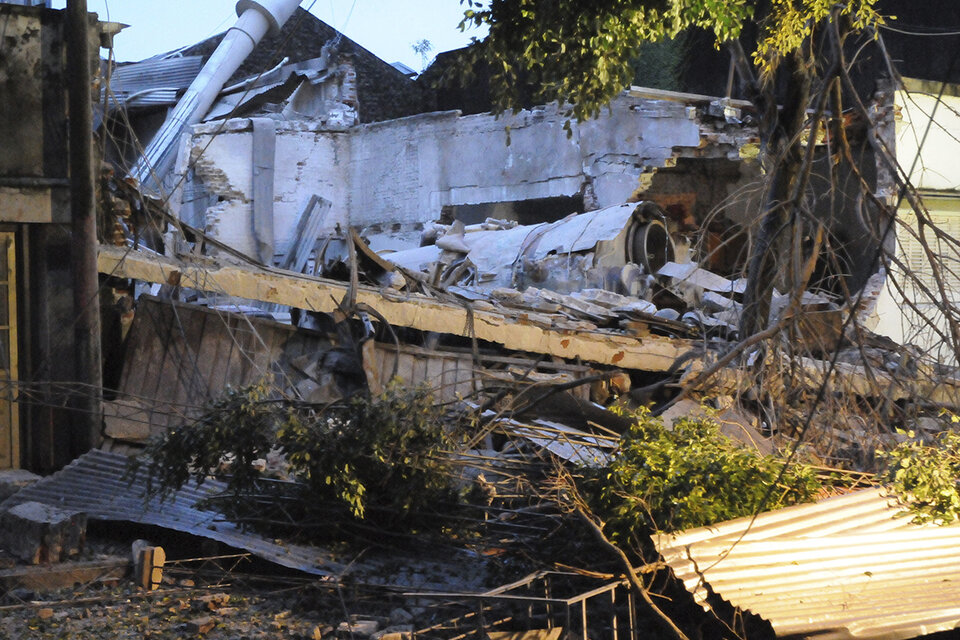 La explosión afectó varios inmuebles vecinos. (Fuente: Sebastián Granata)