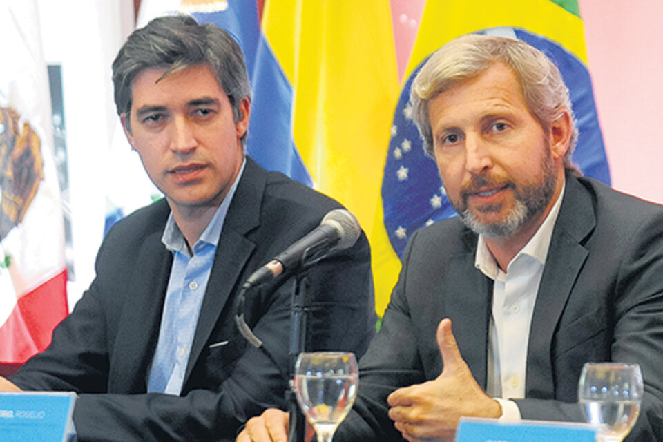 Adrián Pérez y Rogelio Frigerio fogonearon la suspensión. (Fuente: NA)