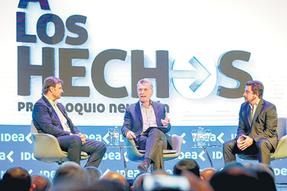 “Argentina entra en un proceso de desarrollo único”, dijo Macri, que viene prometiendo lo mismo desde 2015.