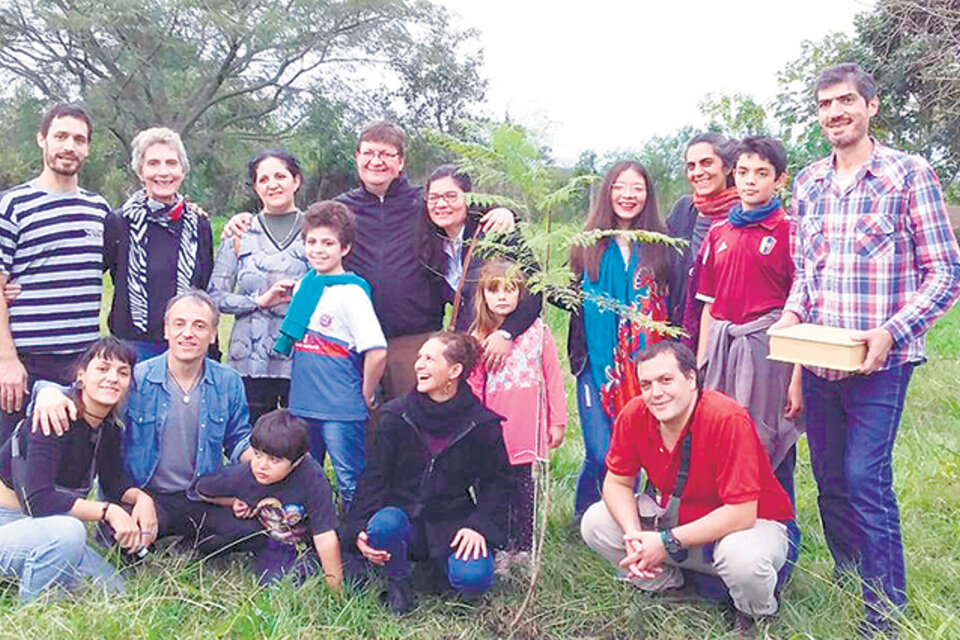 El Pozo de Vargas fue uno de los lugares donde la familia homenajeó Armando Archetti plantando cerca un árbol.