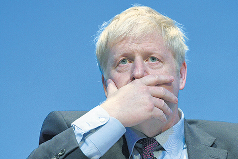Boris Johnson en modo control de daños