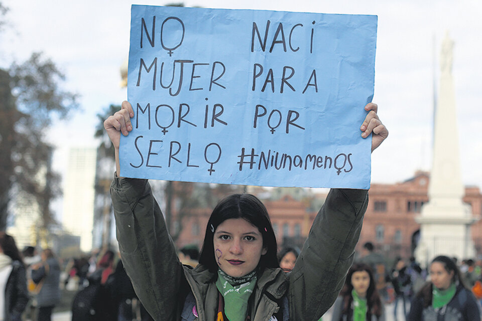 Violencia de género: las mujeres responden a las medidas "extraordinarias" de Macri (Fuente: Dafne Gentinetta)