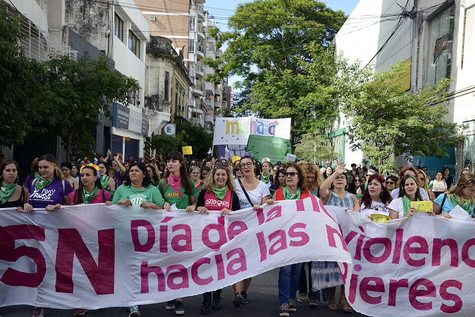 Día internacional contra la violencia de género: el movimiento feminista marcha por el 25N (Fuente: Andres Macera)