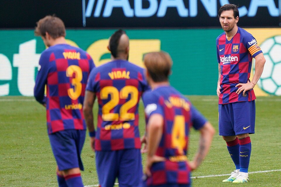 Por tercer partido seguido, Messi se fue sin anotar. (Fuente: NA)