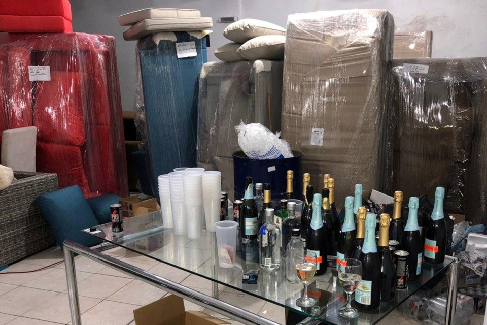 "Fiesta de los muebles", detuvieron a dos personas | Página12