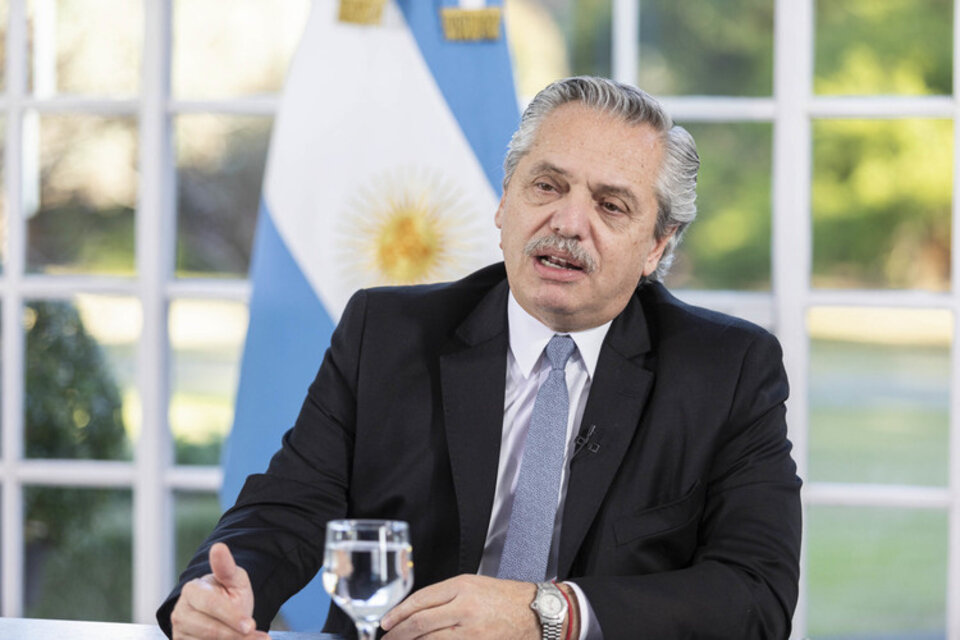 El Presidente durante la teleconferencia de esta tarde.