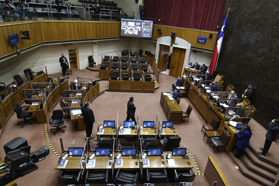 El debate en el senado chileno para la ley de retiro de fondos de las AFPs. (Fuente: AFP)