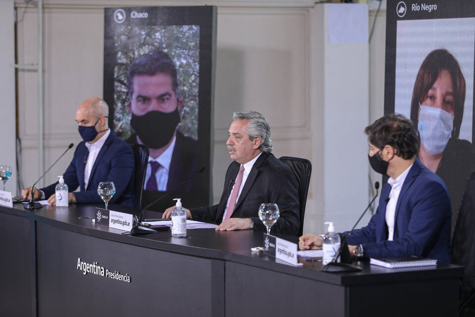 Fernández hizo el anuncio desde la quinta de Olivos junto a Rodríguez Larreta y Kicillof y otros tres gobernadores de manera virtual.