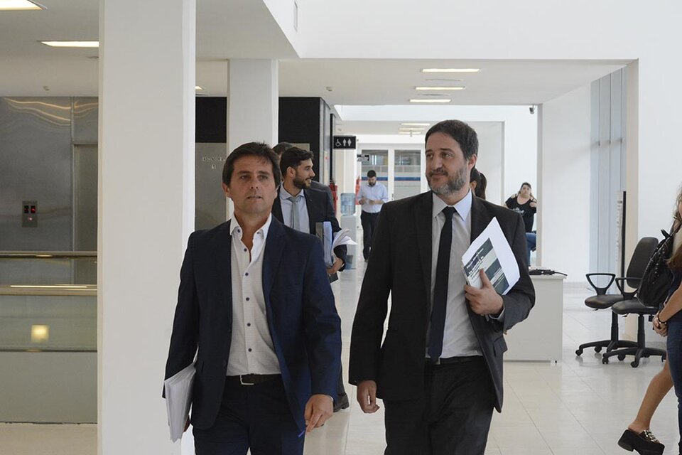 Fiscales Luis Schiappa Pietra y Matías Edery, responsables de la investigación. (Fuente: Sebastián Vargas)