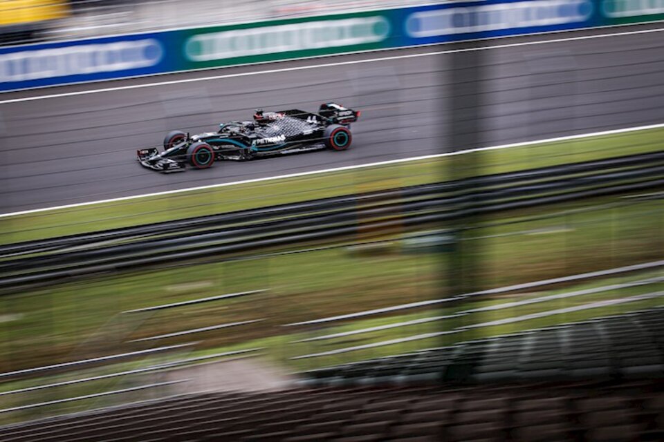 La hegemonía de Mercedes se hizo sentir en el circuito de Hungaroring.  (Fuente: EFE)
