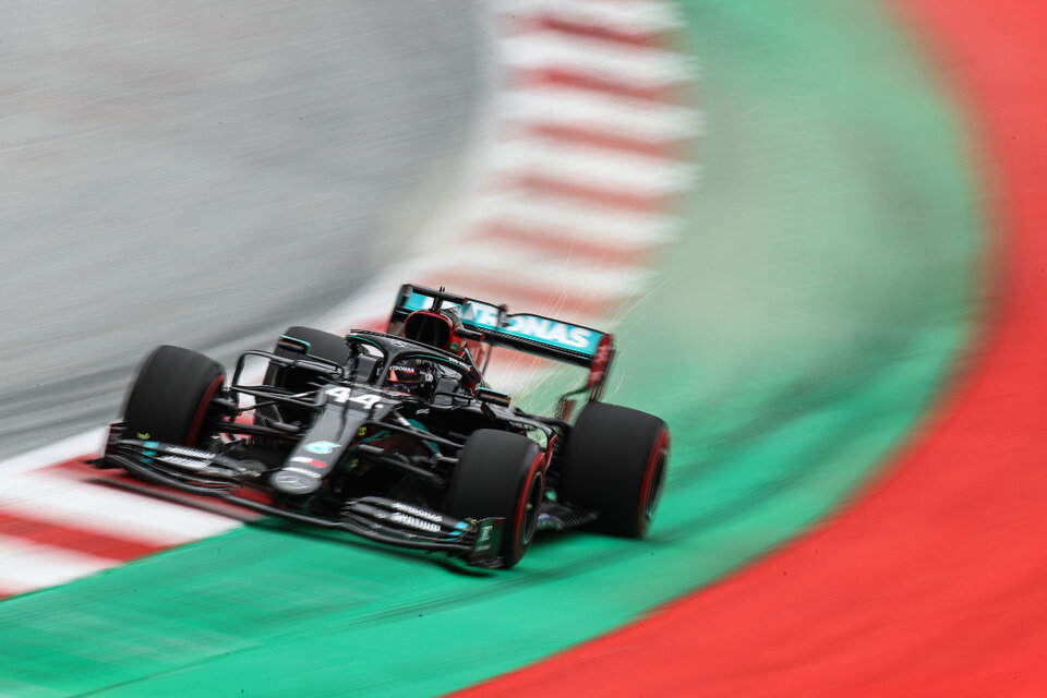 Hamilton se impuso en las prácticas del GP de Austria (Fuente: AFP)