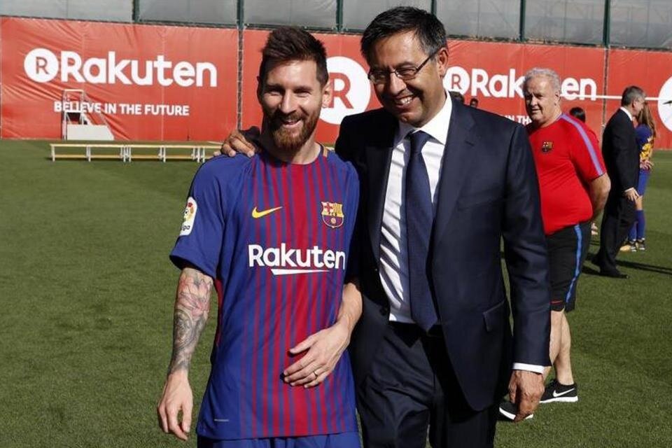 Messi y Bartomeu, en tiempos mejores. (Fuente: EFE)