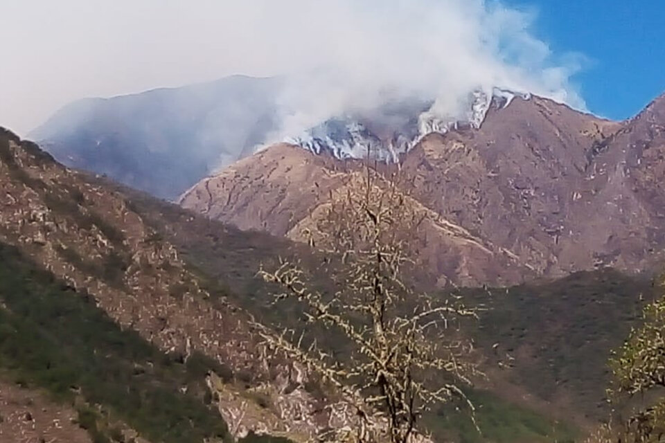 Un incendio arrasó con 3 mil hectáreas en el cerro Incahuasi
