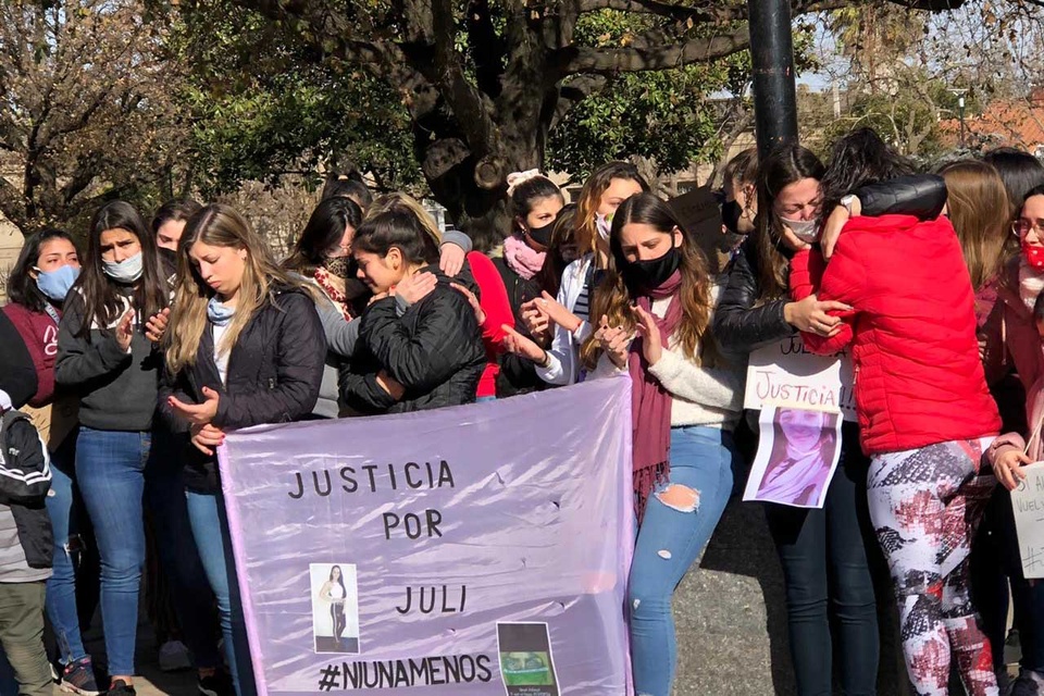 Vecinas y vecinos de Julieta  clamaban "justicia, justicia, justicia". (Fuente: Gentileza Casilda Plus)