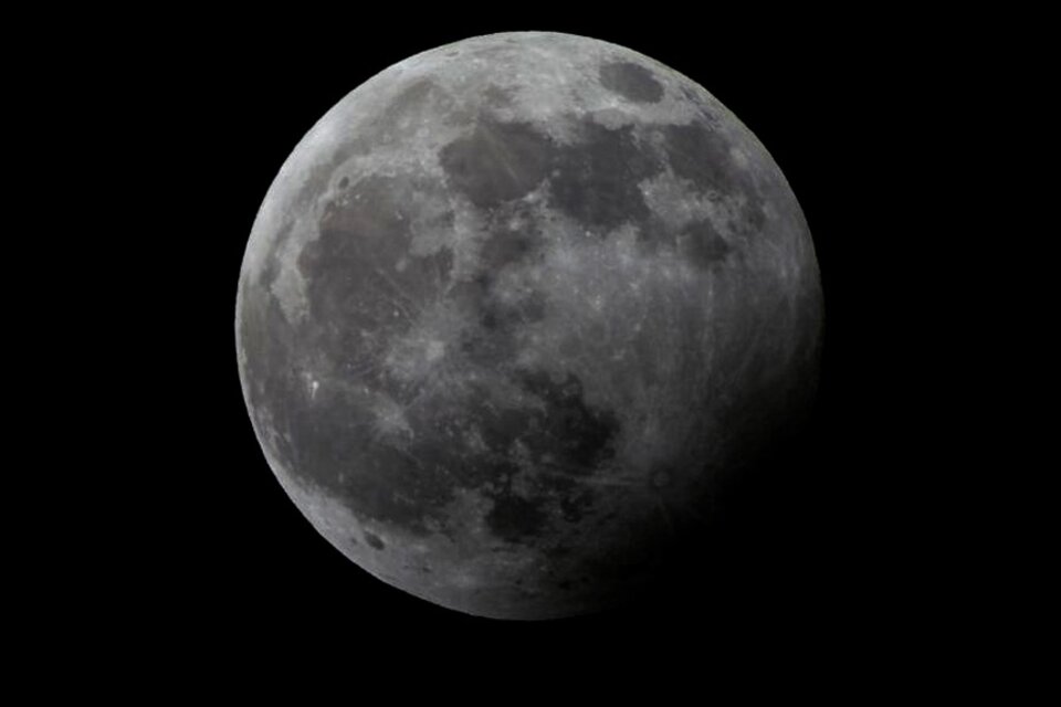 Luna de Trueno: cuándo y cómo ver el eclipse lunar de este sábado