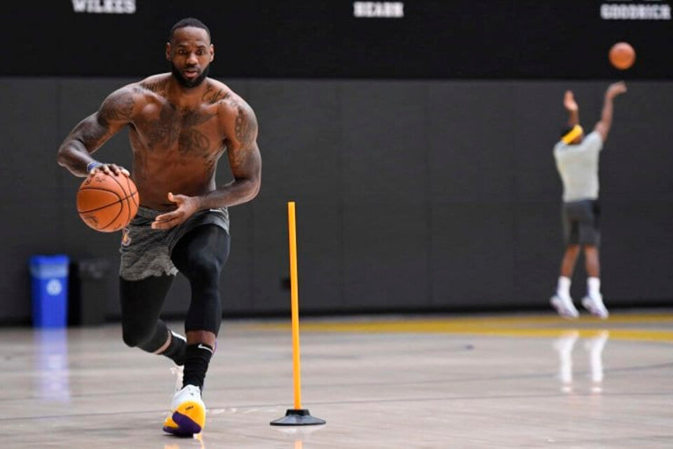 Los equipos de la NBA comenzaron a entrenar en la Florida (Fuente: EFE)