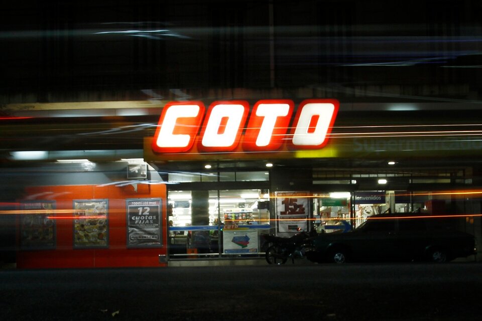 Los trabajadores de Coto denuncian que la empresa no cumple con los protocolos de seguridad. (Fuente: Leandro Teysseire)
