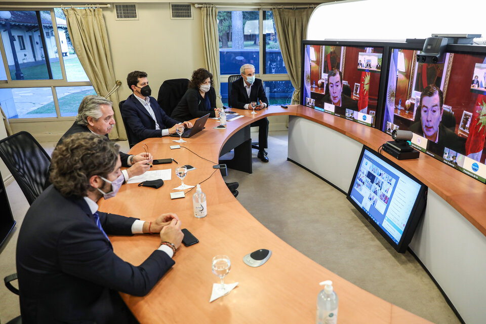 Alberto Fernández dialogó con los gobernadores por videoconferencia.