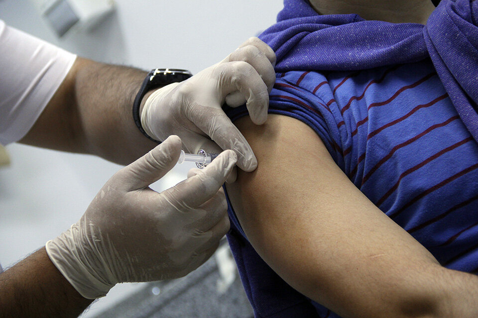 La Argentina apostó a las vacunas de Oxford y también prueba la del laboratorio Pfeizer (Fuente: Camila Casero)