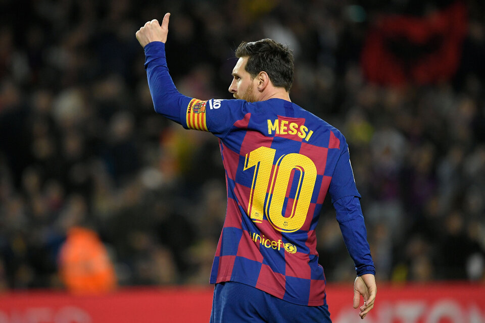 El día que Messi hizo su primer gol oficial en Barcelona, hace 15 años (Fuente: AFP)