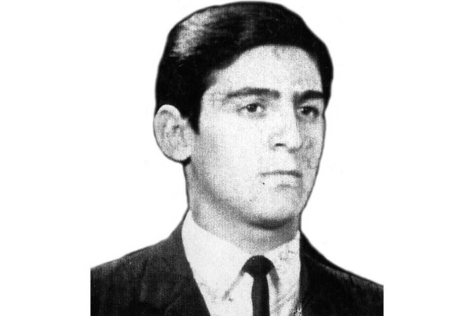 René "Cacho" Moukarzel nació el 30 de cotubre de 1949 en Frías. Es uno de los 30.000 desaparecidos.