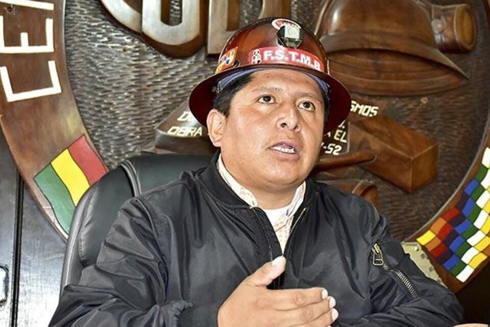 Juan Carlos Huarachi: "El pueblo boliviano se moviliza pidiendo el respeto a la democracia"
