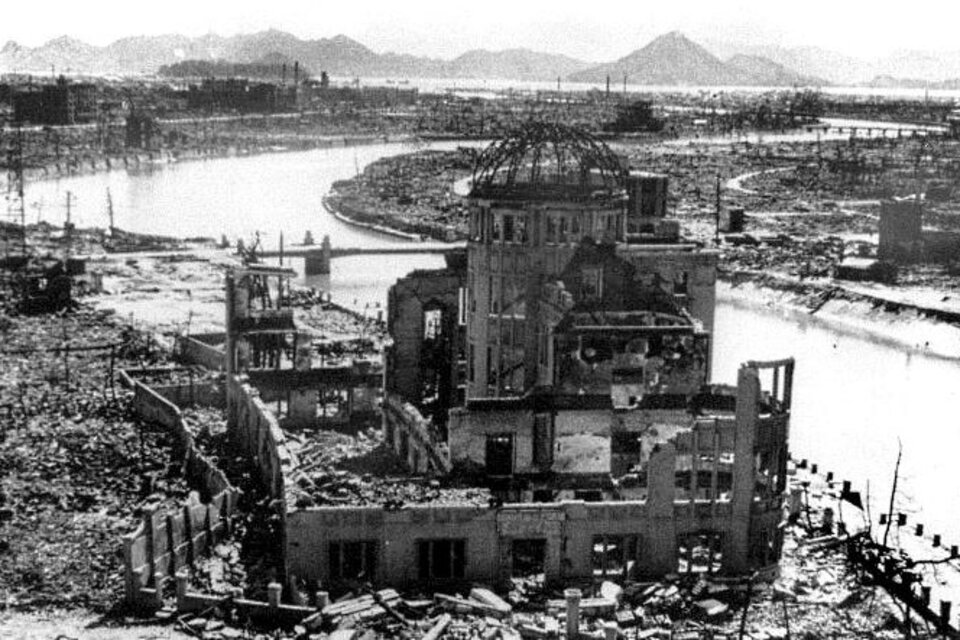 Hiroshima por Osvaldo Bayer