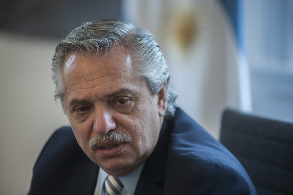 El presidente Alberto Fernández tuvo "una postura firma en defensa del interés de los argentinos y las argentinas", afirma Carlos Heller. (Fuente: Adrián Pérez)