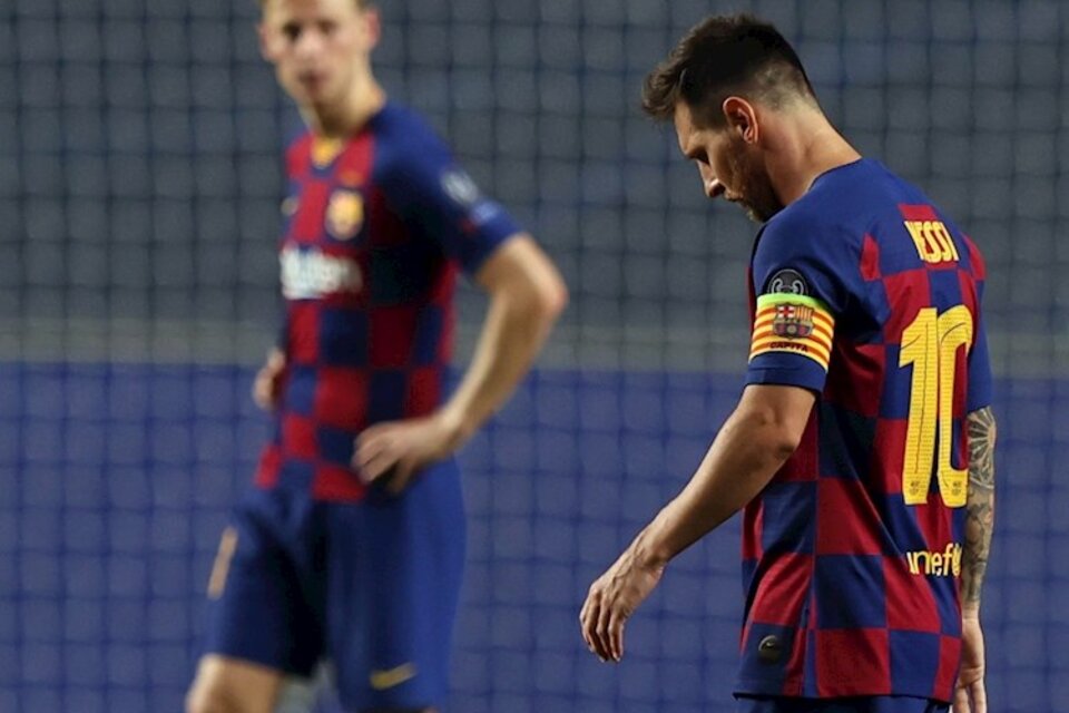 Messi, sobrepasado en la peor derrota de su carrera. (Fuente: EFE)