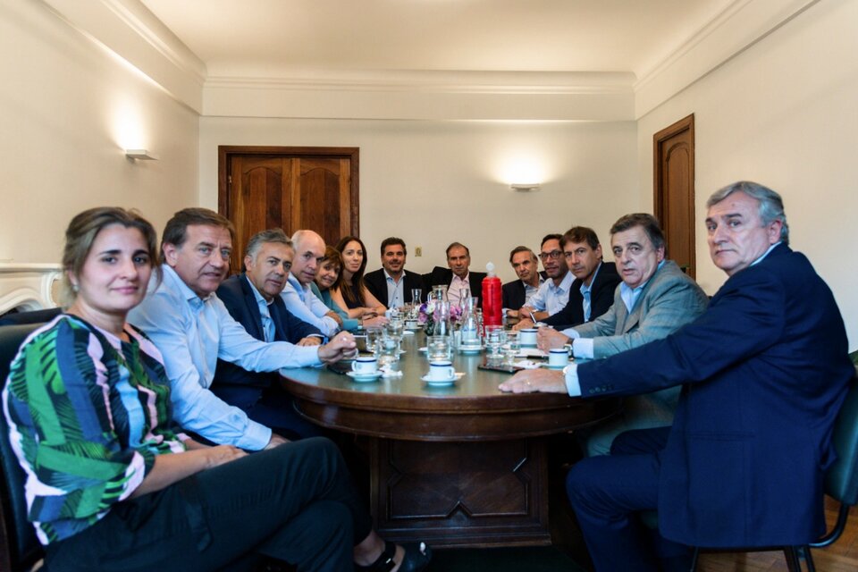 Una reunión anterior de la mesa chica de Juntos por el Cambio. (Fuente: NA)