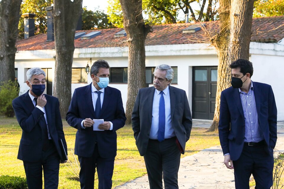 Mario Meoni, Sergio Massa, Alberto Fernández y Wado de Pedro participaron del encuentro en Olivos.