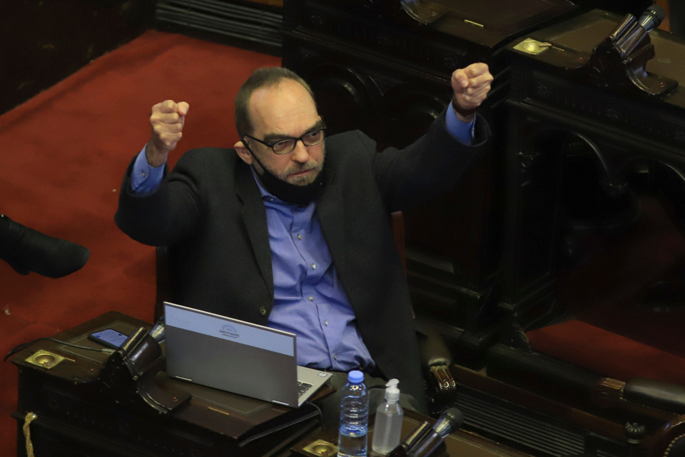 "Si ellos quieren violar ese protocolo, que se hagan cargo sabiendo están corriendo el riesgo de contagiarse ellos y y de contagiar a los trabajadores", dijo a PáginaI12 una fuente del Frente de Todos.