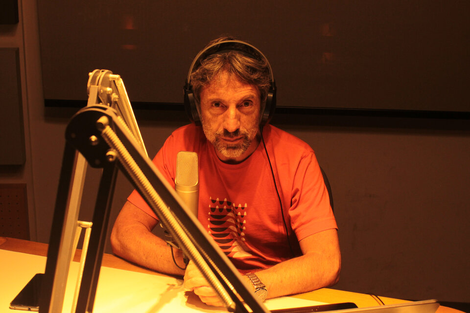 De Cristófaro comenzó la productora debido a su programa radial.