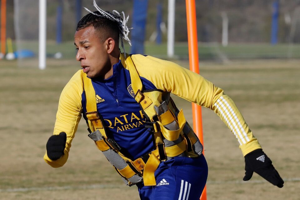 Sebastián Villa sigue entrenando con el resto de sus compañeros. (Fuente: Prensa Boca)