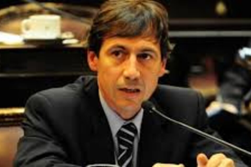 Luis Naidenoff, presidente de la bancada de Juntos por el Cambio en el Senado