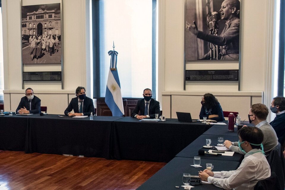 Guzmán, Todesca y Kulfas, en una de las reuniones del Gabinete Económico