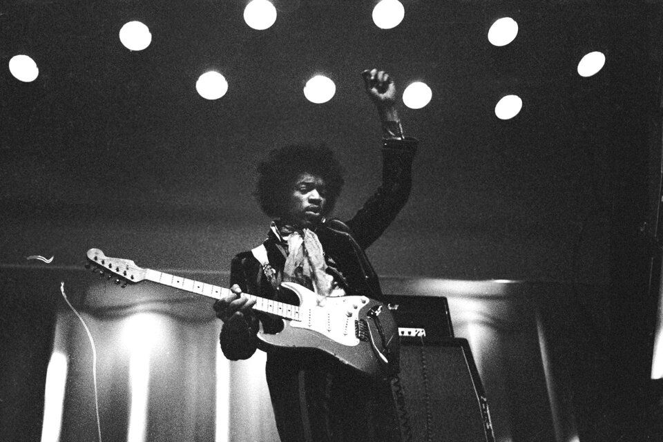 Hendrix en vivo en Helsinki en mayo de 1967.  (Fuente: Hannu Lindroos / Dominio público)