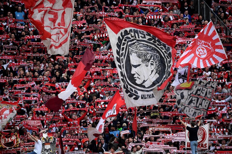La numerosa hinchada del Bayern. (Fuente: AFP)