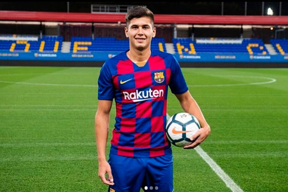 El juvenil defensor Santiago Ramos Mingo. (Fuente: Instagram)