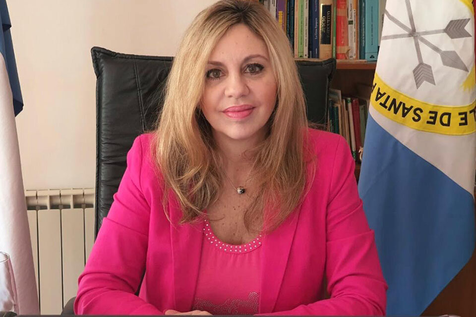 La senadora nacional por Santa Fe María de los Ángeles Sacnun.